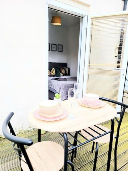 One Bedroom Apartment With A Terrace In Angel 伦敦 外观 照片